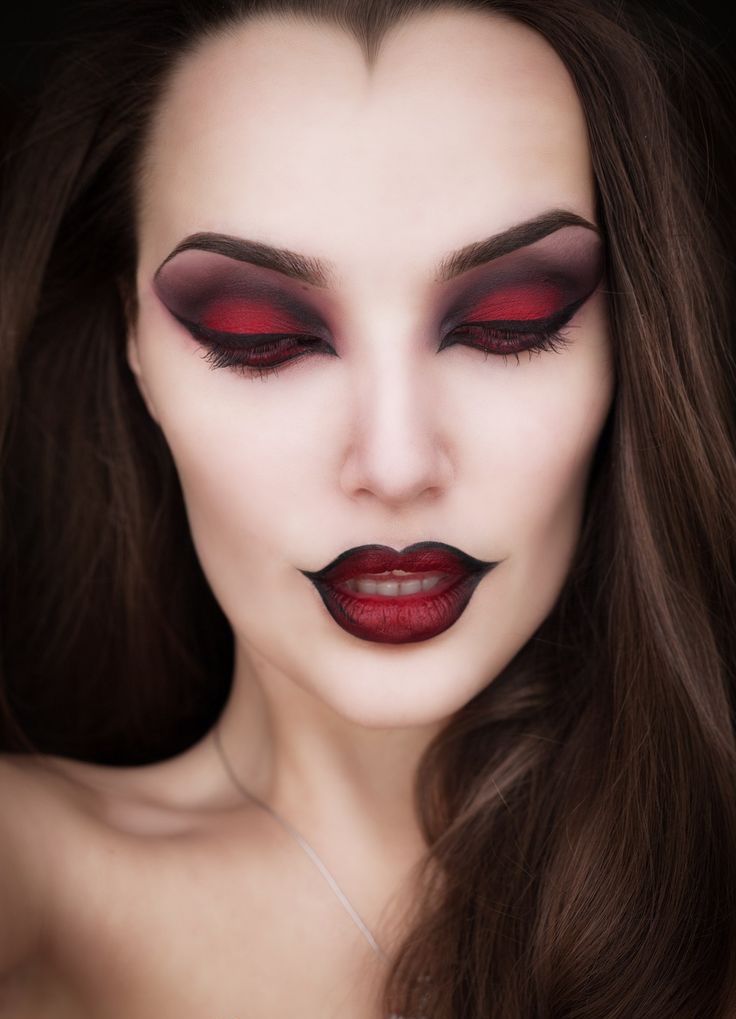maquillage facile halloween vampire 