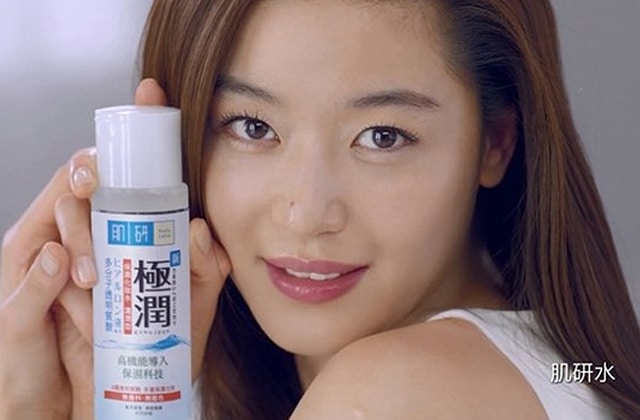 Les essences pour la peau dans sa routine beauté 
