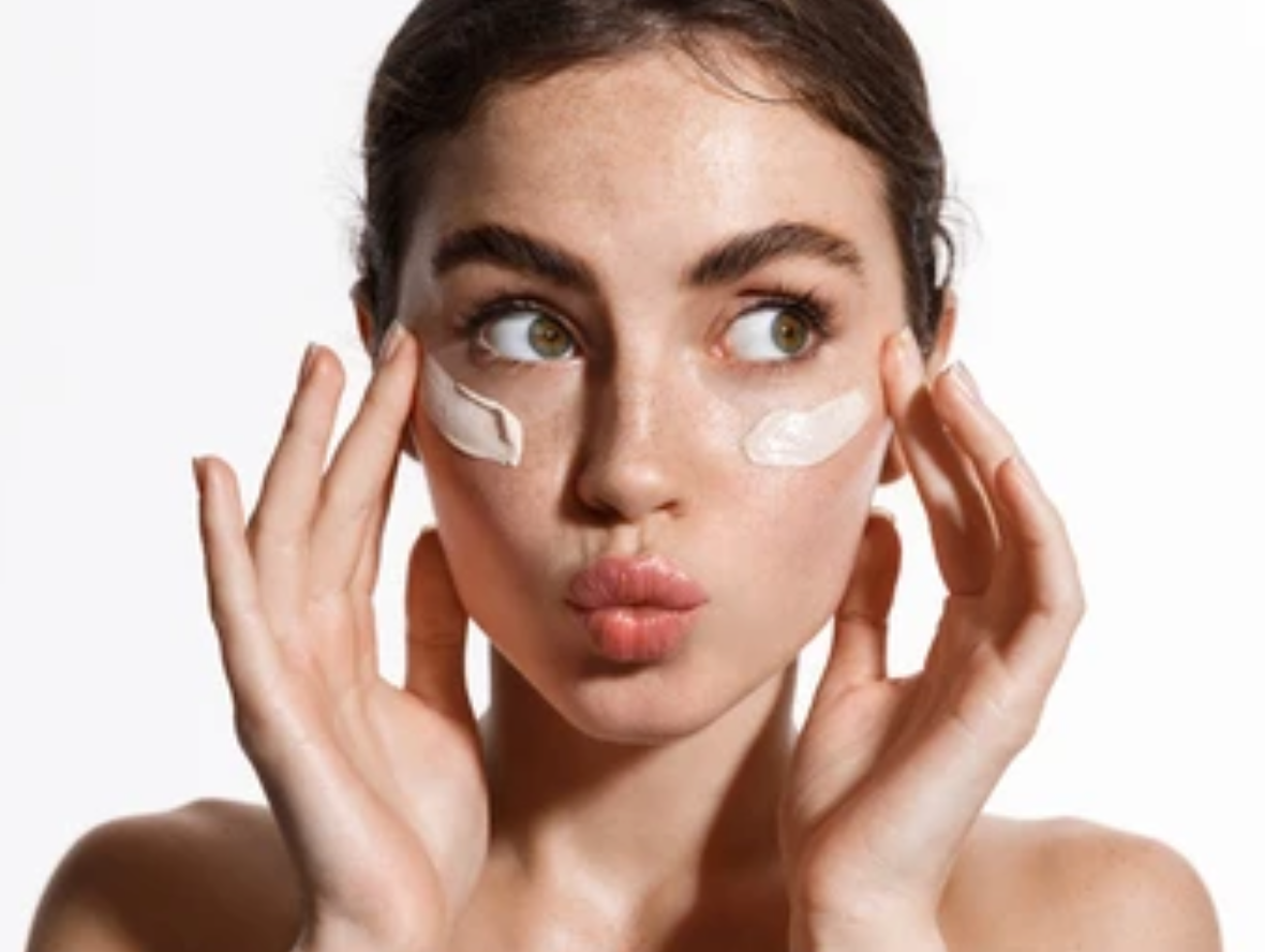 Comment avoir une peau sans acné ? - Avantif