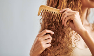 Lissage, boucles, volume : quelle technique capillaire adopter en fonction de la forme du visage ?